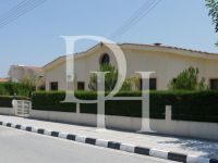 Купить таунхаус в Лимассоле, Кипр участок 1 350м2 цена 750 000€ элитная недвижимость ID: 102016 2