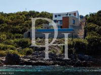 Buy villa in Krasici, Montenegro 516m2, plot 2 228m2 price 3 900 000€ near the sea elite real estate ID: 102416 2