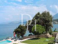 Buy villa  in Solace, Montenegro 330m2 price 1 650 000€ near the sea elite real estate ID: 102767 8