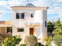 Купить виллу в Пафосе, Кипр 179м2, участок 757м2 цена 400 000€ элитная недвижимость ID: 106354 4