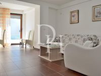 Купить апартаменты в Добра Воде, Черногория 68м2 цена 130 000€ у моря ID: 106337 8