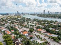 Buy cottage in Miami Beach, USA 1 484m2 price 874 900€ near the sea elite real estate ID: 108712 2