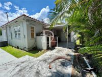 Buy cottage in Miami Beach, USA 592m2 price 899 000€ elite real estate ID: 108710 2