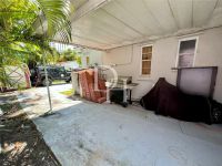 Buy cottage in Miami Beach, USA 592m2 price 899 000€ elite real estate ID: 108710 9
