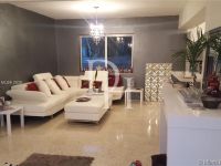 Buy cottage in Miami Beach, USA 400m2 price 1 300 000€ near the sea elite real estate ID: 108726 8