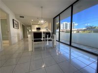 Купить апартаменты в Майами Бич, США 250м2 цена 439 000€ у моря элитная недвижимость ID: 108809 10