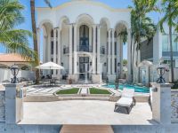 Buy villa in Sunny Isles, USA 1 500m2 price 11 500 000$ near the sea elite real estate ID: 110289 4