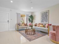 Купить коттедж в Майами Бич, США 450м2 цена 2 750 000€ у моря элитная недвижимость ID: 110328 8