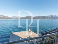 Купить виллу в Тивате, Черногория 300м2, участок 500м2 цена 2 100 000€ у моря элитная недвижимость ID: 112553 2