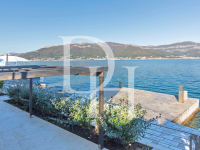 Buy villa in Tivat, Montenegro 300m2, plot 500m2 price 2 100 000€ near the sea elite real estate ID: 112553 4