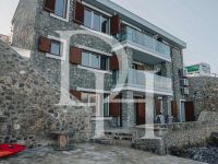 Купить виллу в Крашичи, Черногория 241м2, участок 296м2 цена 1 100 000€ у моря элитная недвижимость ID: 112557 1