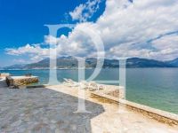 Купить виллу в Крашичи, Черногория 241м2, участок 296м2 цена 1 100 000€ у моря элитная недвижимость ID: 112557 9