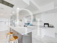 Купить апартаменты в Майами Бич, США 1 965м2 цена 530 000$ у моря элитная недвижимость ID: 113264 6