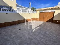 Buy townhouse in Torrevieja, Spain 88m2, plot 30m2 price 115 000€ ID: 113984 4