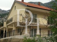 Купить коттедж в Которе, Черногория 200м2, участок 750м2 цена 350 000€ у моря элитная недвижимость ID: 113986 2