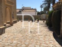 Buy villa in Cabo Roig, Spain 245m2, plot 855m2 price 800 000€ elite real estate ID: 116976 8