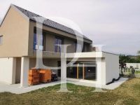 Купить дом в Любляне, Словения 209м2, участок 557м2 цена 490 000€ элитная недвижимость ID: 117888 8