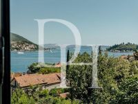 Apartments in Kamenari (Montenegro) - 100 m2, ID:118334