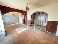 Buy villa in a Bar, Montenegro 268m2, plot 350m2 price 180 000€ ID: 118585 5