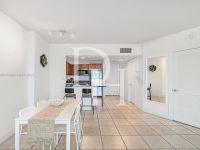Купить апартаменты в Майами Бич, США цена 670 000$ элитная недвижимость ID: 123066 10