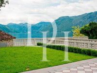 Купить гостиницу в Доброте, Черногория 1 400м2 цена 12 000 000€ у моря коммерческая недвижимость ID: 124664 1