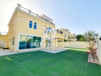 Villa in Dubai (United Arab Emirates) - 454.47 m2, ID:126304