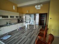 Купить коммерческую недвижимость в Герцег-Нови, Черногория 585м2 цена 1 500 000€ коммерческая недвижимость ID: 126802 6