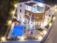 Купить гостиницу в Герцег-Нови, Черногория 300м2 цена 700 000€ коммерческая недвижимость ID: 127237 1