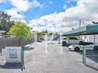 Buy office in Miami Beach, USA price 8 995 000$ commercial property ID: 127359 3