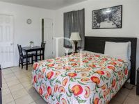 Buy hotel in Miami Beach, USA price 11 995 000$ commercial property ID: 127952 5