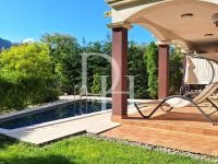 Buy apartments in Kotor, Montenegro 150m2 price 380 000€ near the sea elite real estate ID: 130363 9