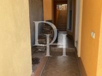 Купить коттедж в Улцинье, Черногория 400м2, участок 476м2 цена 240 000€ у моря ID: 130544 8