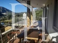 Купить коттедж в Сутоморе, Черногория 250м2, участок 200м2 цена 150 000€ ID: 130595 9