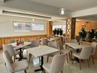 Купить гостиницу в Добра Воде, Черногория 400м2 цена 800 000€ у моря коммерческая недвижимость ID: 131537 2