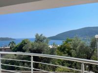 Апартаменты в г. Герцег-Нови (Черногория) - 63 м2, ID:131580